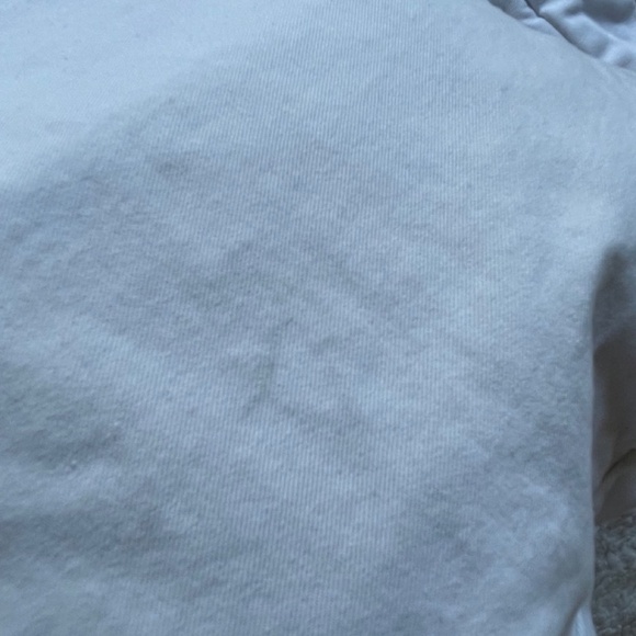 IZOD white/khaki shorts - Picture 5 of 6